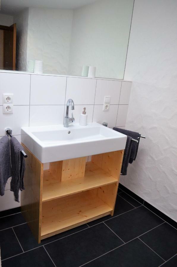 Beim Hooch "Schindelloft" Appartement Brucktal Buitenkant foto